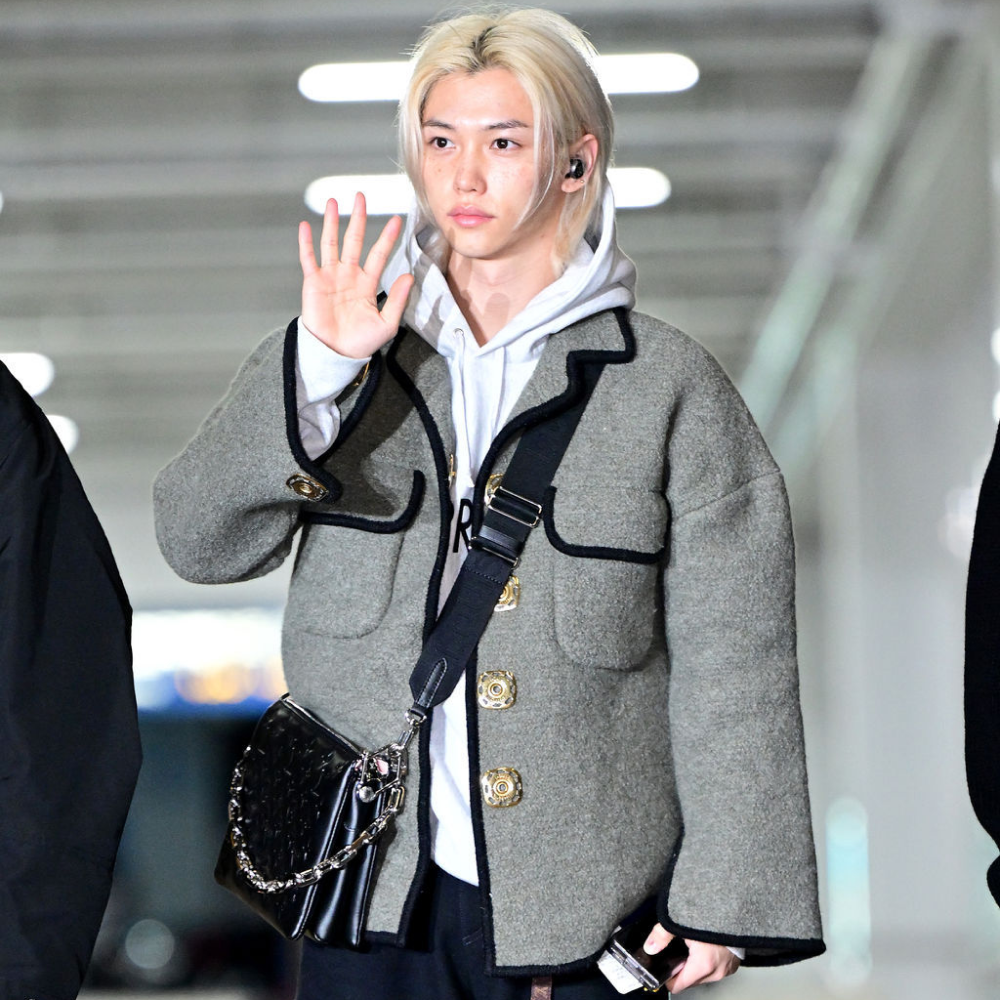 CONTENT - Stray Kids FELIX's airport fashion wool over shirt