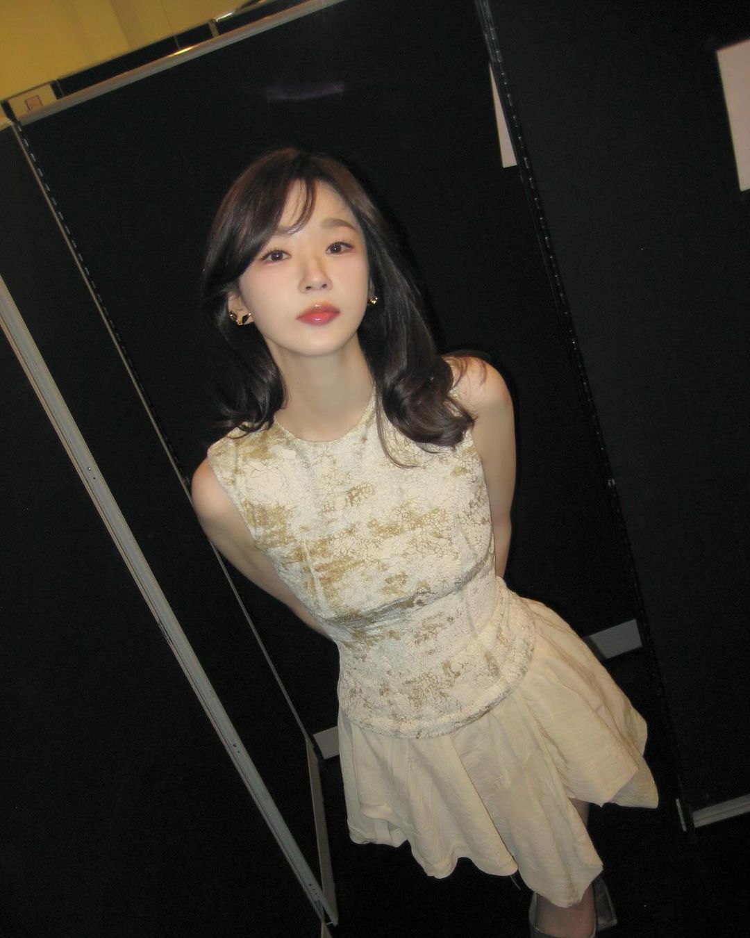 ★韓国★VINVLE★From Lace Kang Kang Skirt★Ivory Kang Kang Midi Skirt | Nuuly