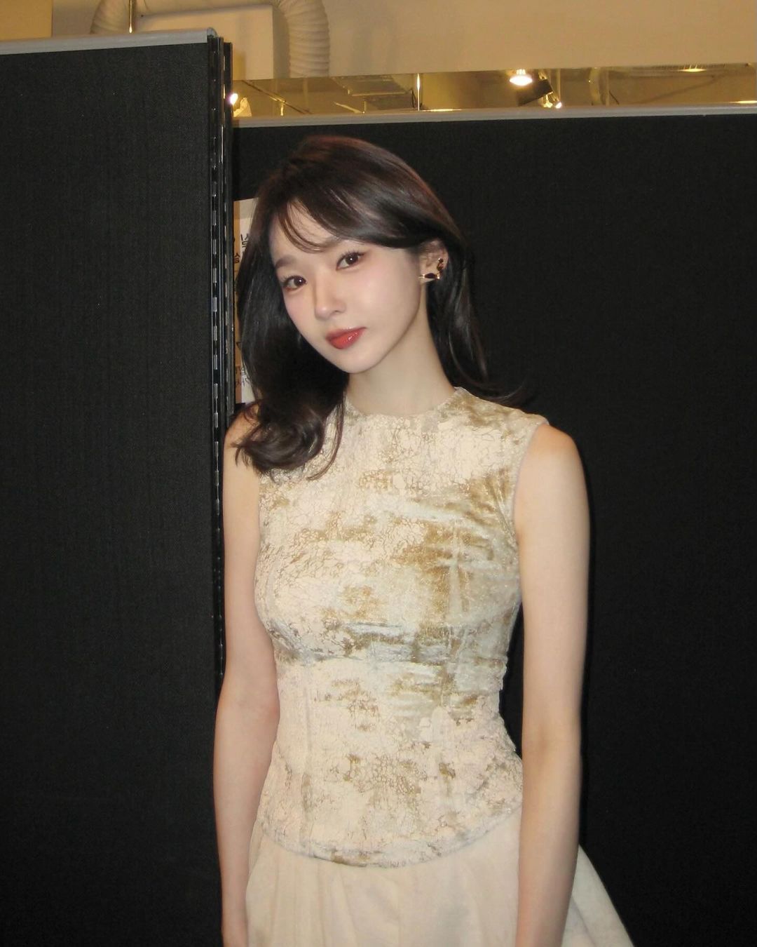 ★韓国★VINVLE★From Lace Kang Kang Skirt★Ivory Kang Kang Midi Skirt | Nuuly