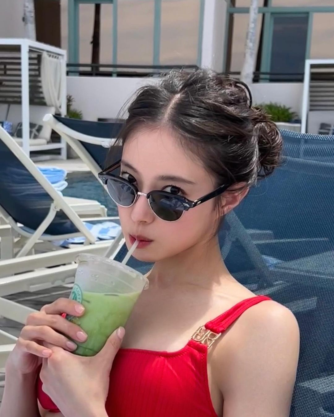 CONTENT - Lee Seyoung's Instagram bikini top :: WALALAND