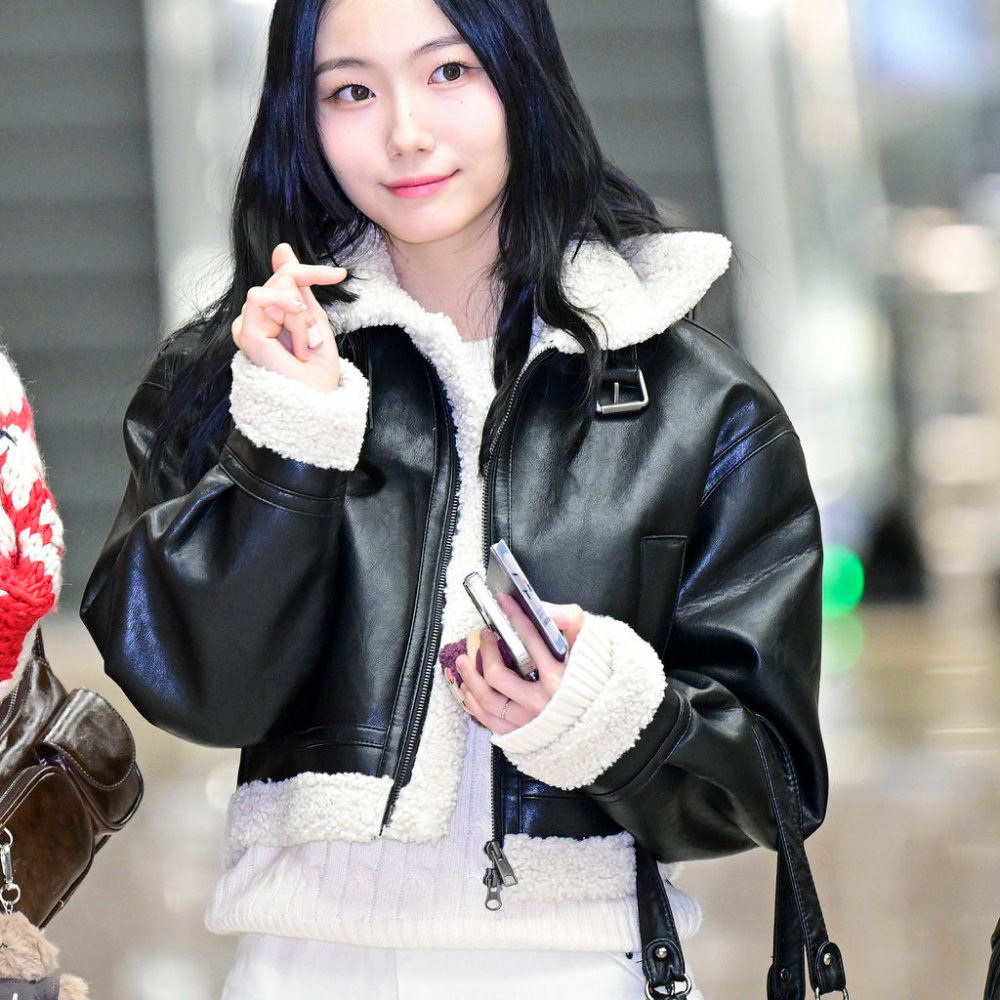 CONTENT - Kepler Seo Young Eun's Airport Fashion Mustang