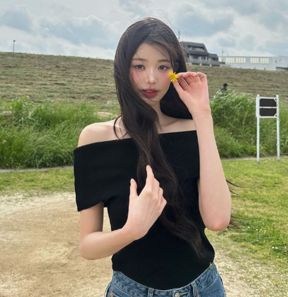 Off shoulder over knit