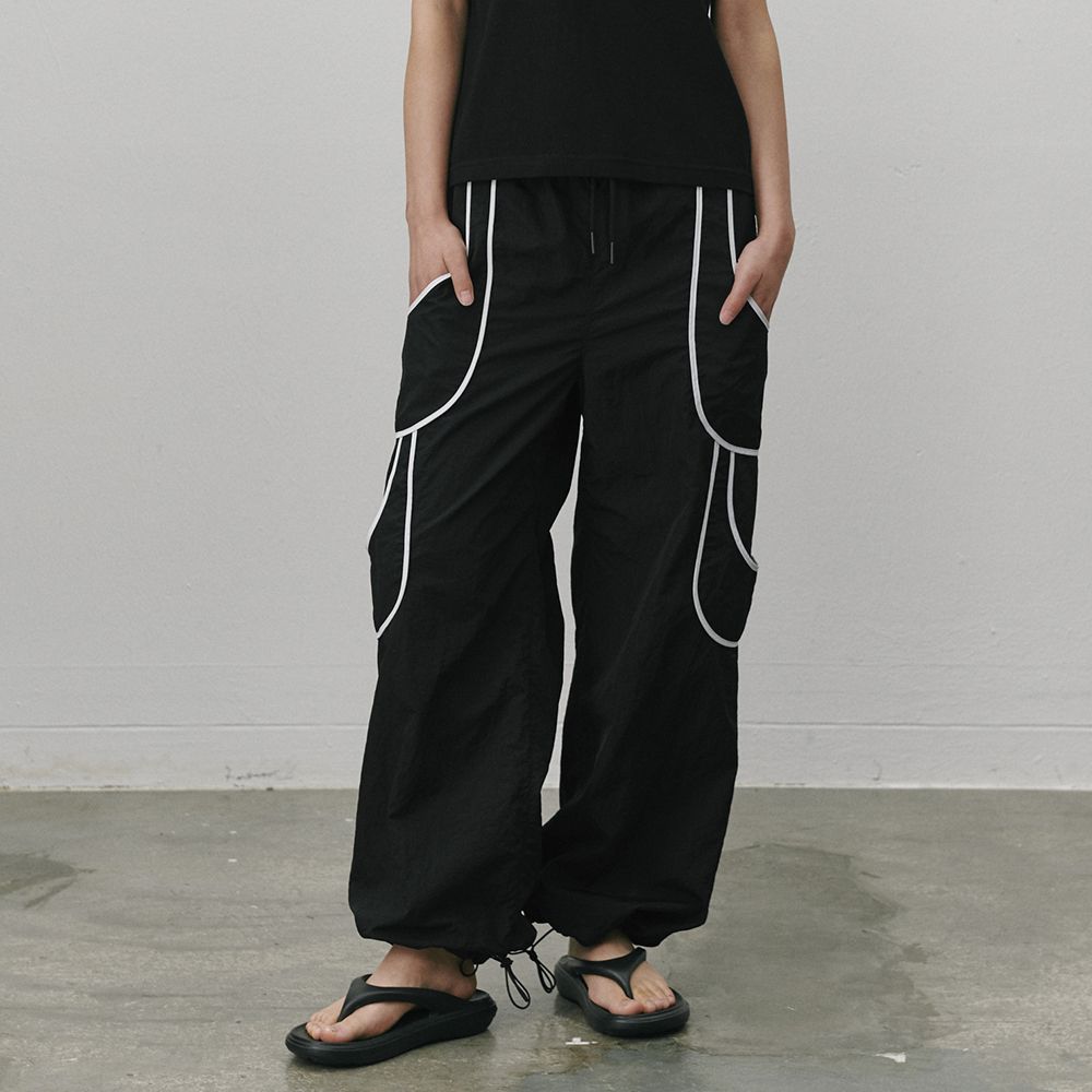 Binding out-pocket track pants - Black :: WALALAND(왈라랜드)